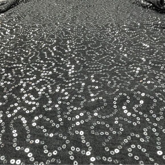 CUPIO gray sequin knit short sleeve v-neck midi party dress, size M - Picture 4 of 13